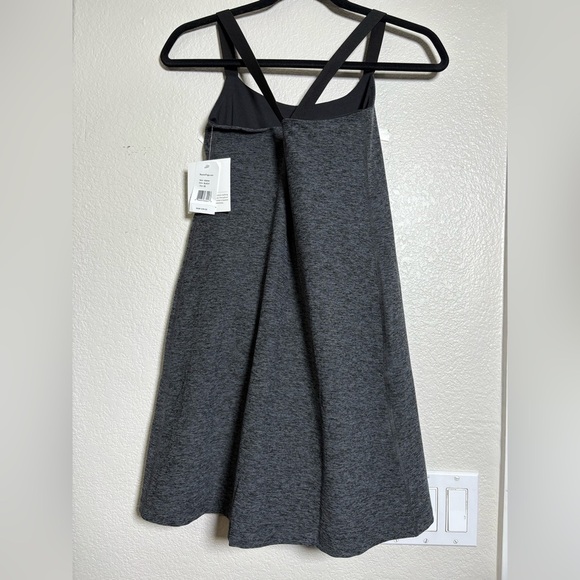 Beyond Yoga Spacedye Black Mini Skort Dress. Elastic Shoulder Straps, Shelf Bra. - Picture 14 of 15
